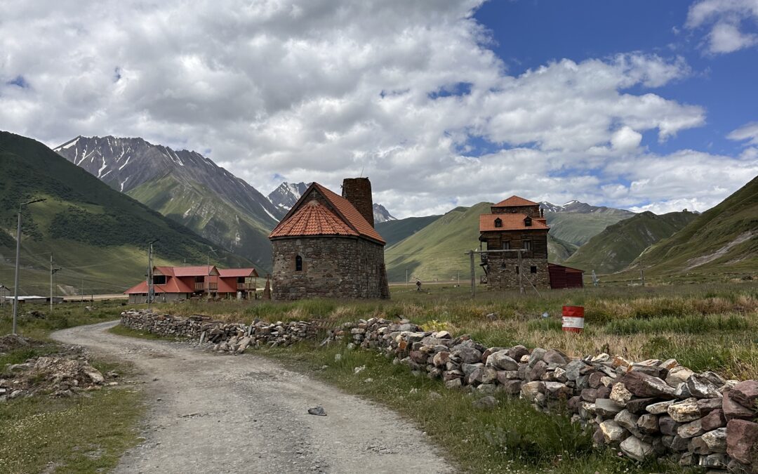 truso valley: un’escursione imperdibile tra le montagne della georgia
